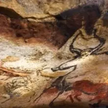 les hommes préhistoriques ont peint et gravés des urochs les ancêtres des taureaux qui ont été reproduit à l'identique dans le nouveau Lascaux