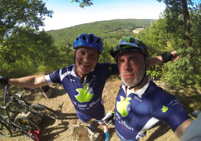 Notre camping en Dordogne Périgord Noir est le point de départ de nombreuses randonnées en Vélo et VTT, il est notamment traversé par la voie verte reliant Gourdon à Castelnaud la Chapelle.