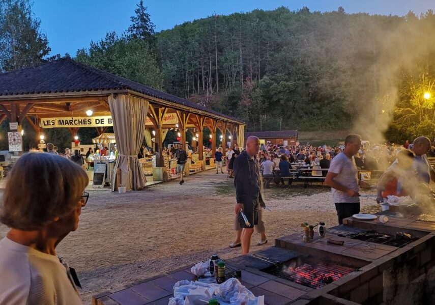 barbecue marché nocturne bouzic camping dordogne