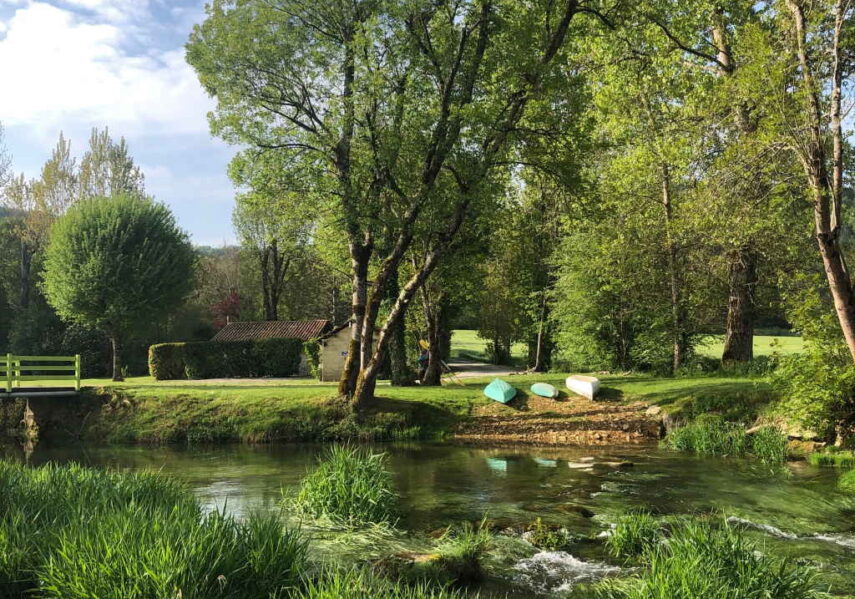 camping dordogne bord de rivière le céou