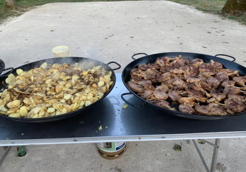 confit de canard soirée repas camping dordogne