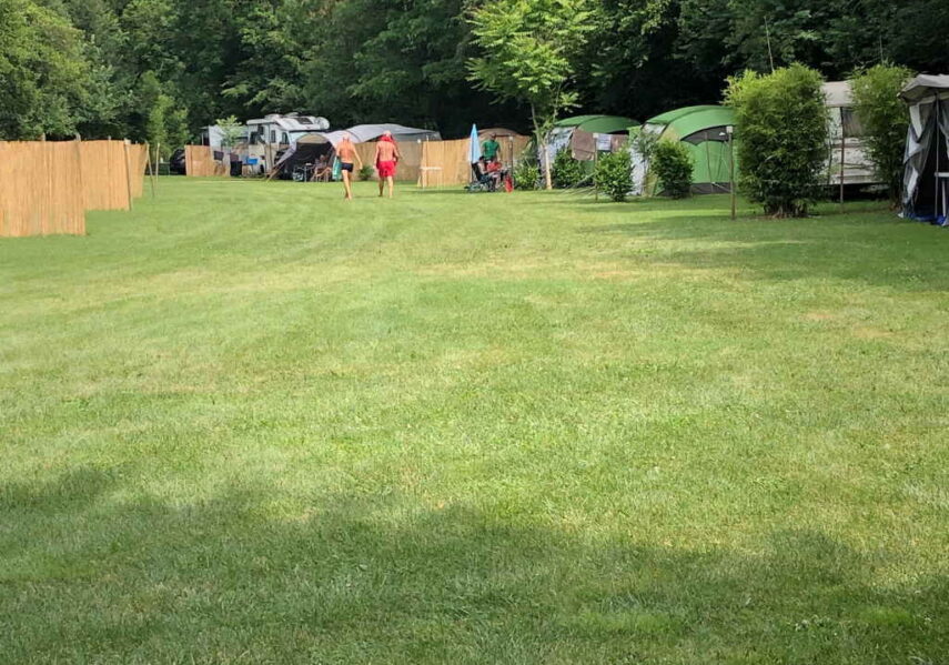 emplacements bord de rivière camping périgord