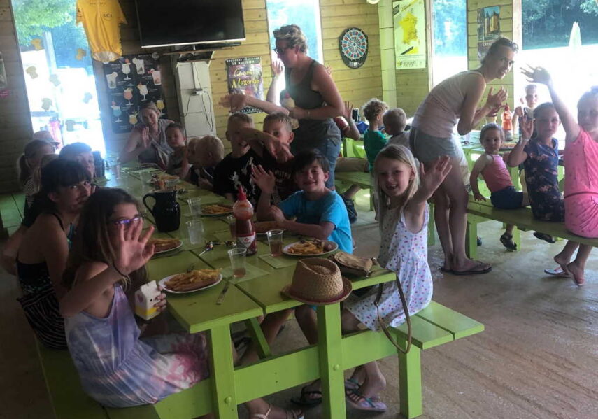 repas enfants camping périgord