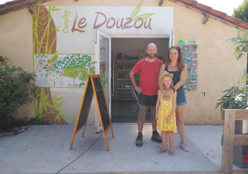 sébastien et stéphanie camping dordogne le douzou