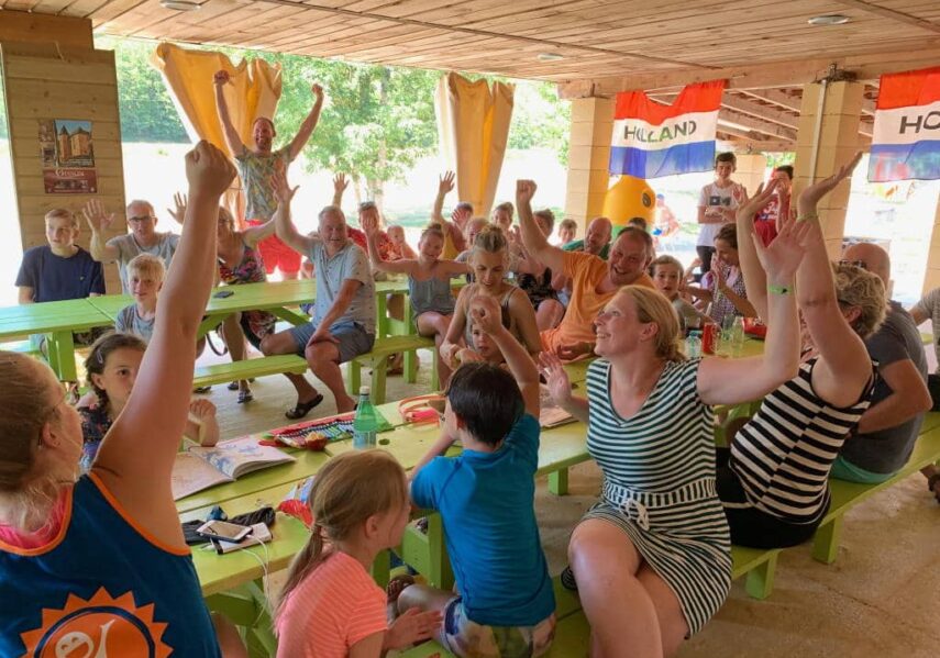 snack tv soirée foot camping dordogne