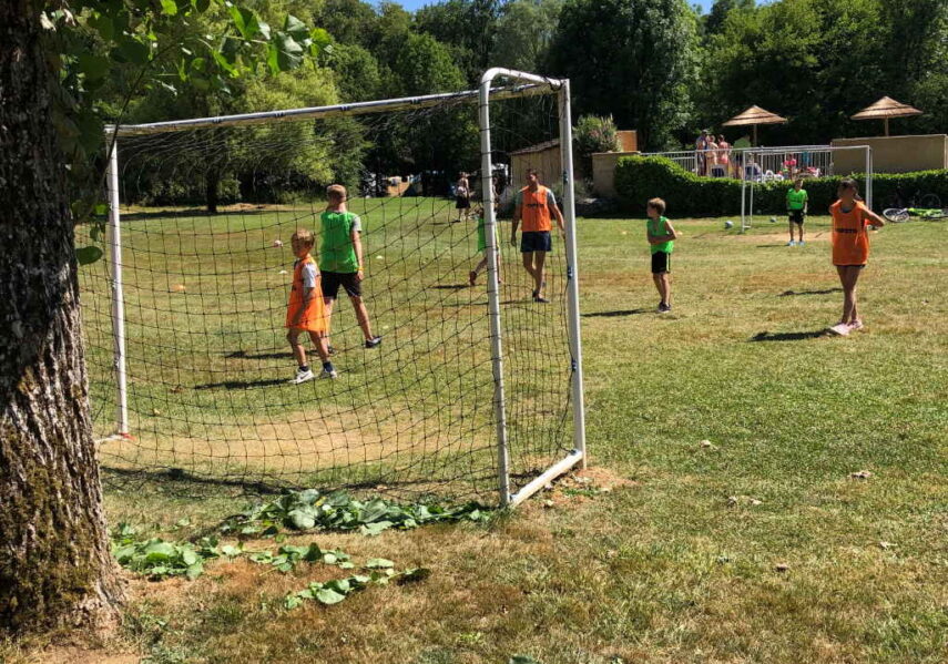 tournoi foot camping dordogne 3 étoiles