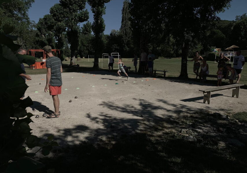 tournoi pétanque camping dordogne 3 étoiles